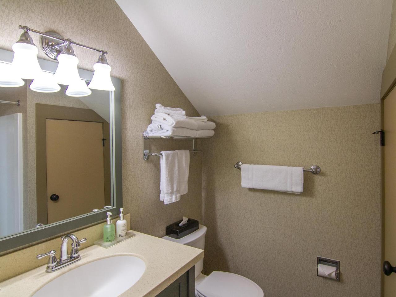 Spacious 2 Bed Condo At Crystal Mountain Resort Thompsonville 外观 照片